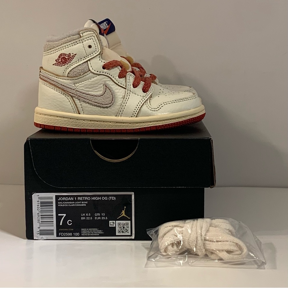 [BRAND NEW] AIR JORDAN 1 RETRO HIGH OG RARE AIR SAIL CINNABAR TODDLER SIZE 7C